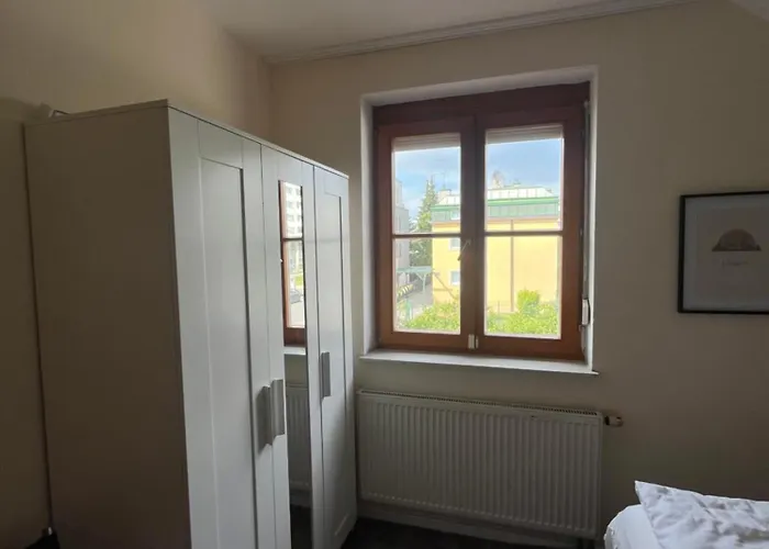 4-bedroom House & Large Garden * Bécs