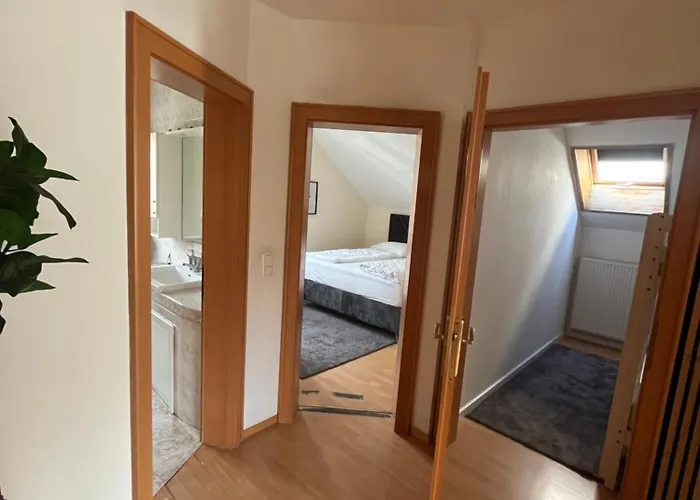4-bedroom House & Large Garden Nyaraló *
